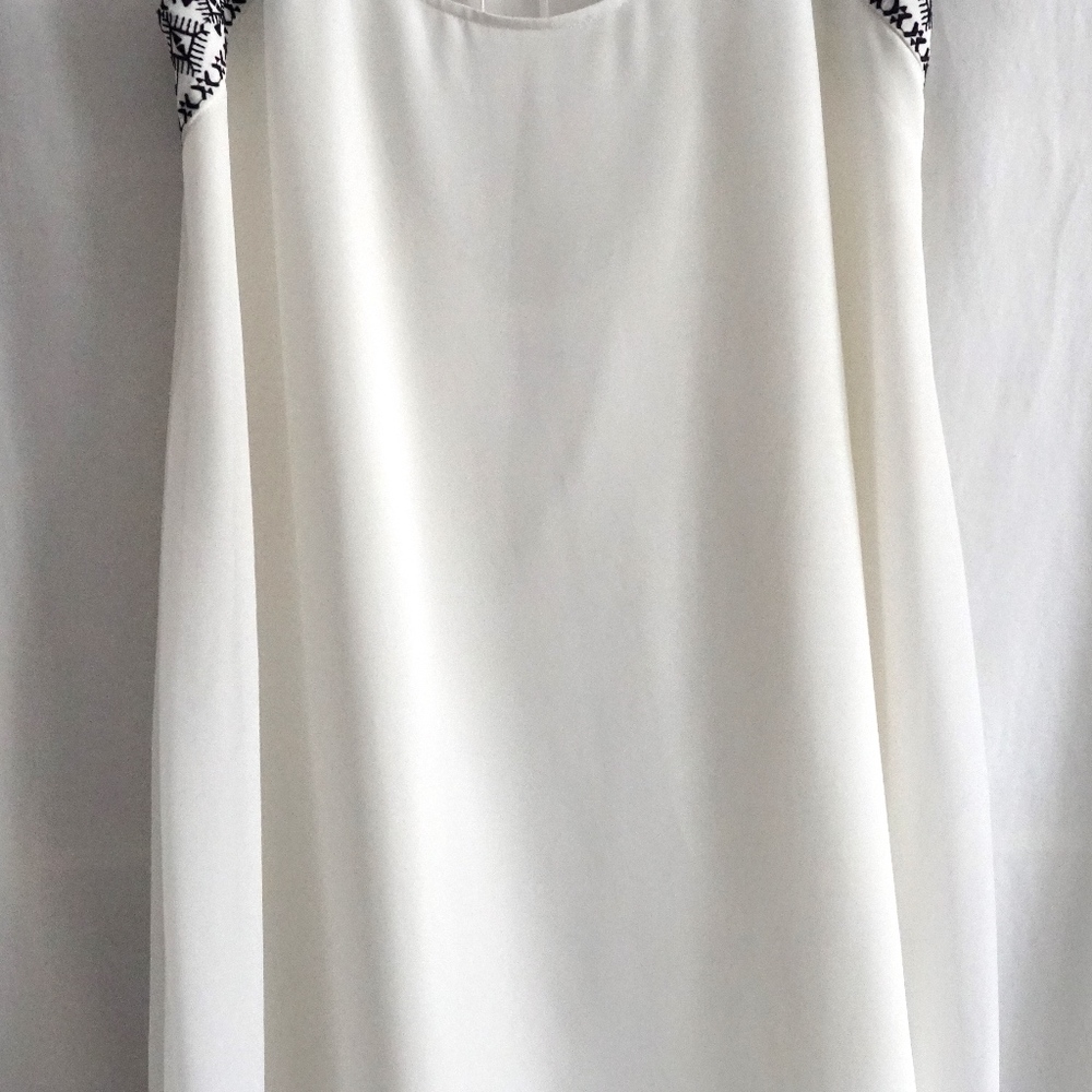 BCBG White Dress with Black Embroidery, Size M